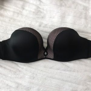 Bombshell strapless bra